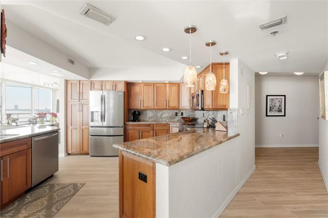 888 BLVD OF THE ARTS 1205, Sarasota, FL 34236