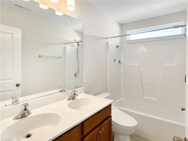 4423 Saddlewood Club Drive, High Point, NC 27265