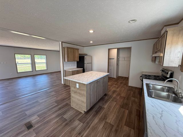 1507 Patty Rd, Cades, SC 29518