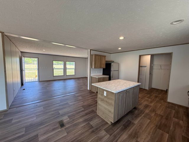 1507 Patty Rd, Cades, SC 29518