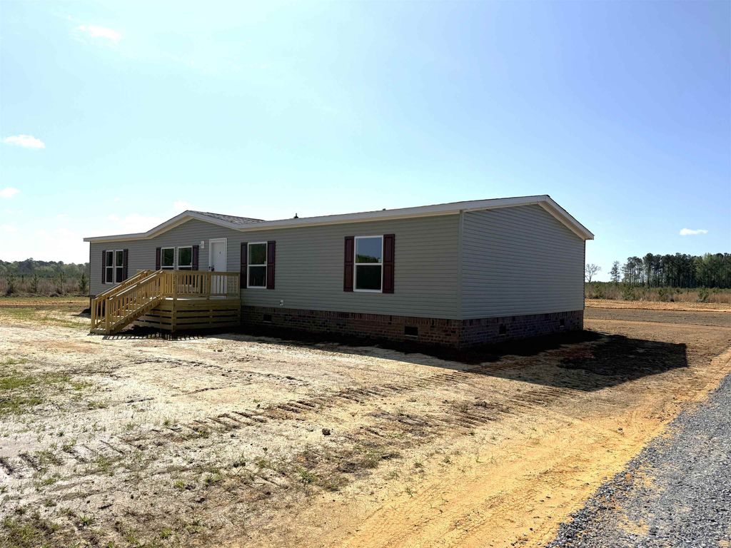 1507 Patty Rd, Cades, SC 29518
