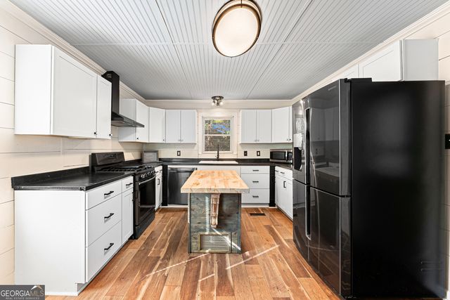 269 Glendale Drive, Hartwell, GA 30643