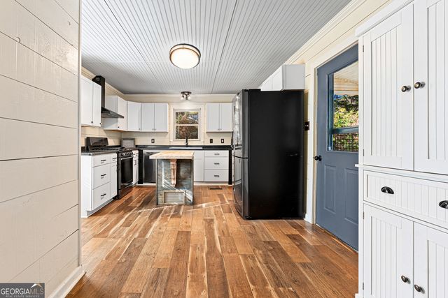 269 Glendale Drive, Hartwell, GA 30643