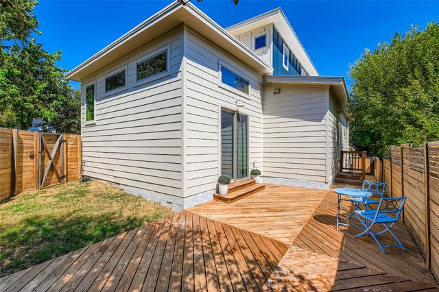 1604 Greenwood Ave A, Austin, TX 78721