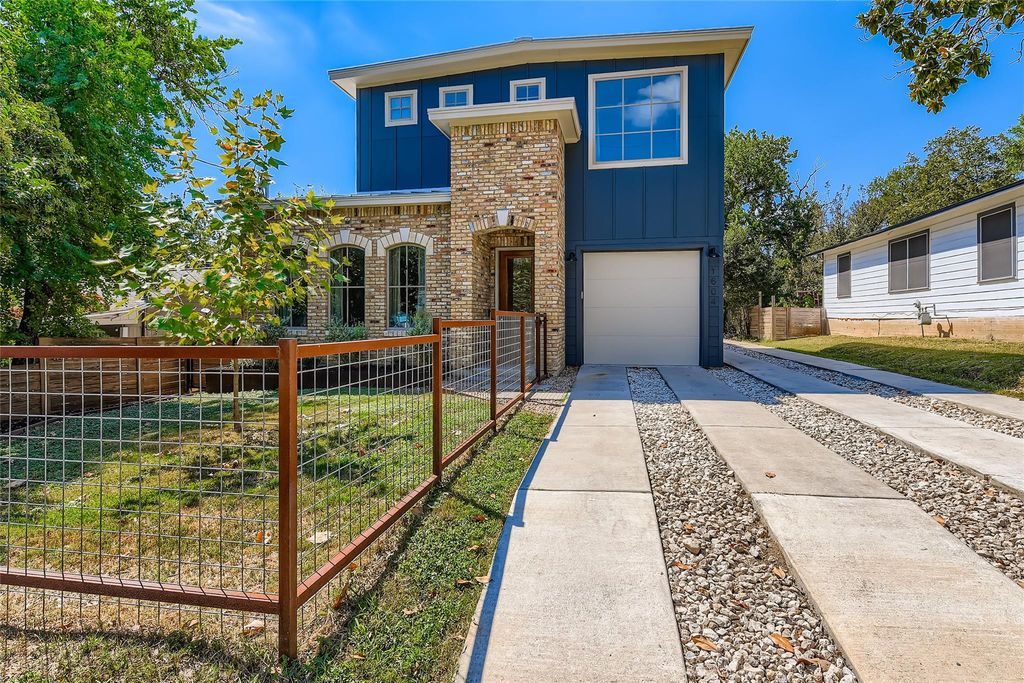 1604 Greenwood Ave A, Austin, TX 78721