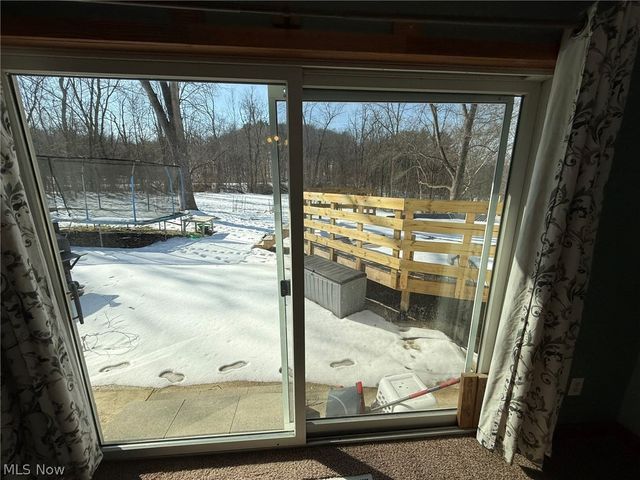 6784 Old Zoarville Road NE, Zoarville, OH 44656