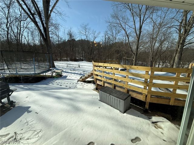 6784 Old Zoarville Road NE, Zoarville, OH 44656