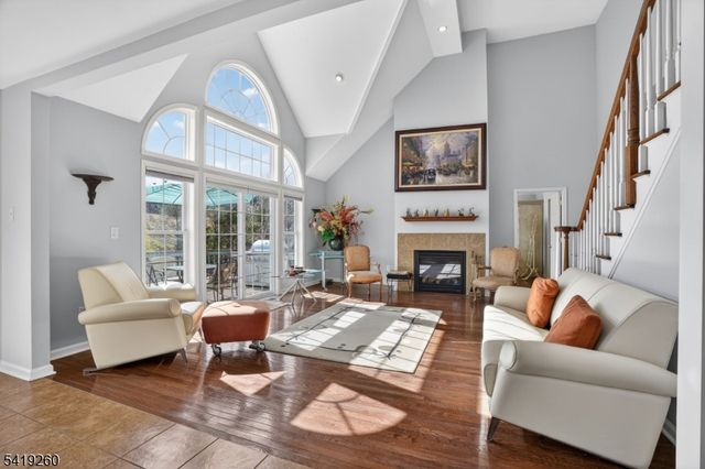 4 Coventry Rd, Hardyston Twp., NJ 07419