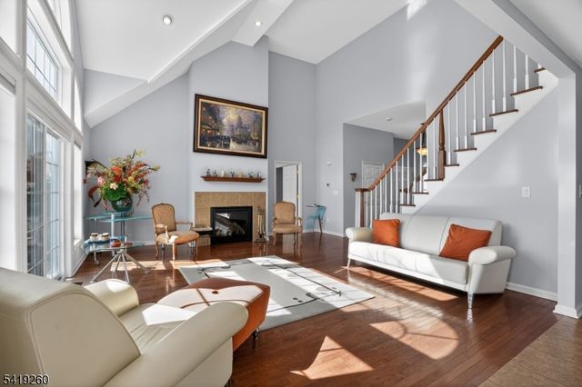 4 Coventry Rd, Hardyston Twp., NJ 07419