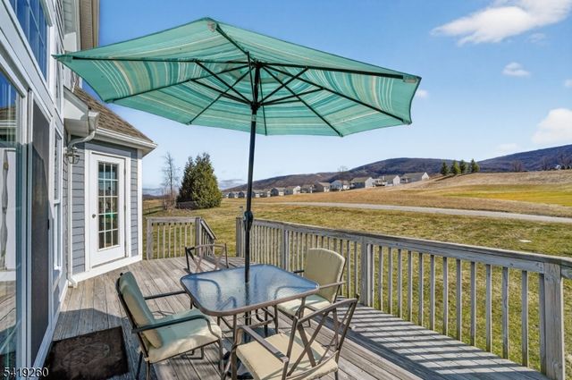 4 Coventry Rd, Hardyston Twp., NJ 07419