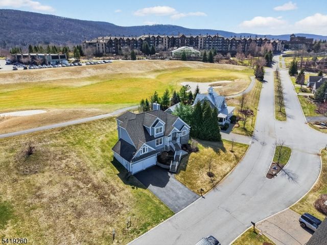 4 Coventry Rd, Hardyston Twp., NJ 07419