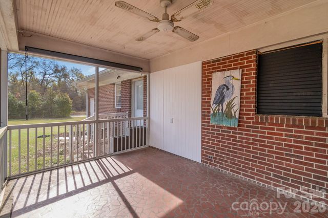 5495 Kershaw Camden Highway, Heath Springs, SC 29058
