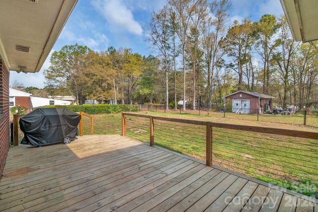 5495 Kershaw Camden Highway, Heath Springs, SC 29058