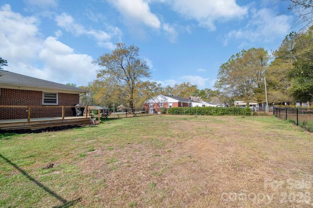 5495 Kershaw Camden Highway, Heath Springs, SC 29058