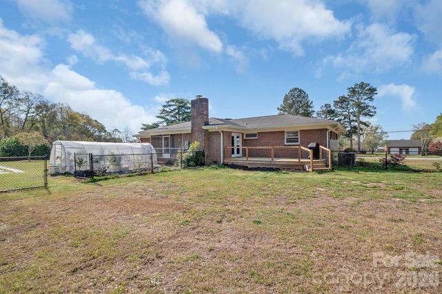 5495 Kershaw Camden Highway, Heath Springs, SC 29058