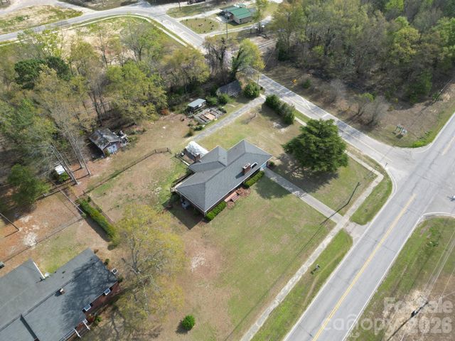 5495 Kershaw Camden Highway, Heath Springs, SC 29058