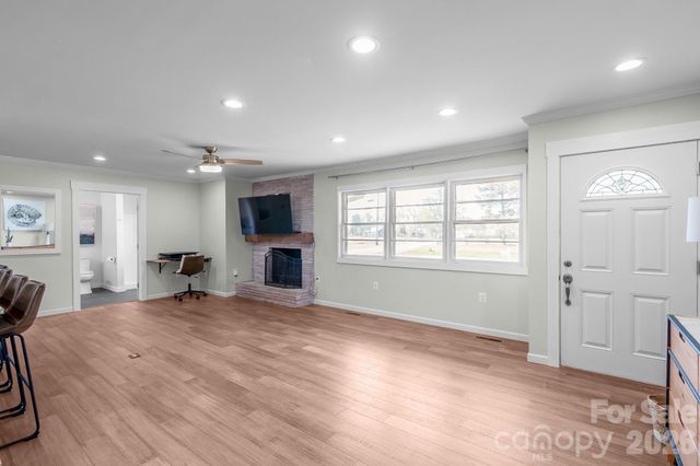 5495 Kershaw Camden Highway, Heath Springs, SC 29058