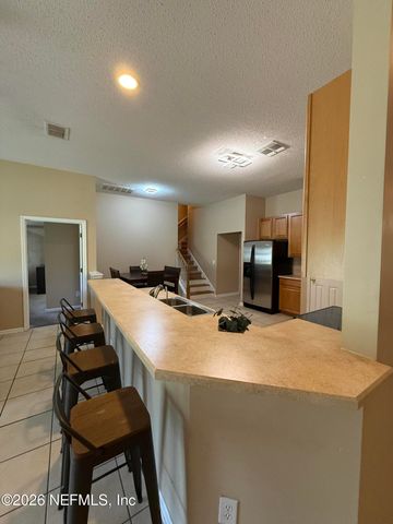 11017 APPLE BLOSSOM Trail W, Jacksonville, FL 32218