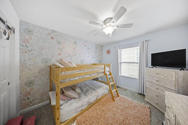 355 Hanton Way, Columbus, OH 43213