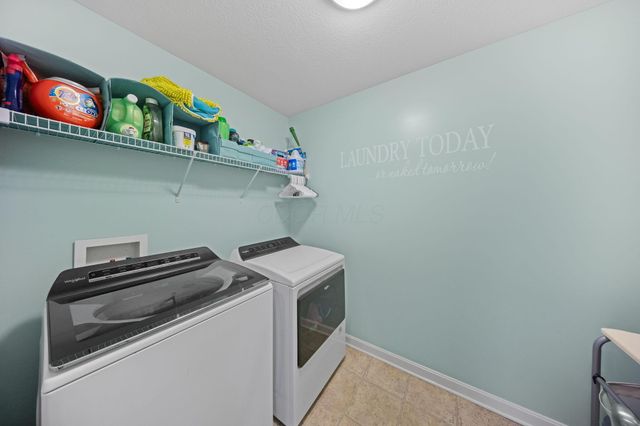 355 Hanton Way, Columbus, OH 43213