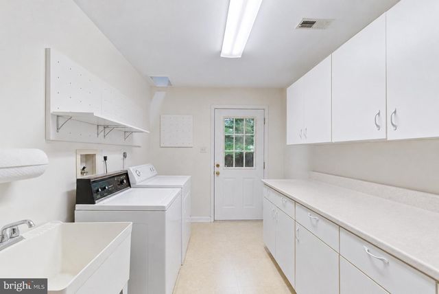 17401 BLOSSOM VIEW DR, Olney, MD 20832