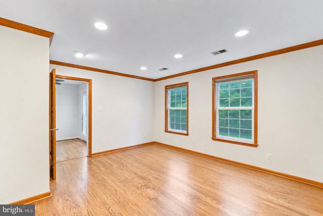 17401 BLOSSOM VIEW DR, Olney, MD 20832