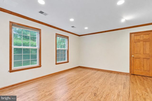 17401 BLOSSOM VIEW DR, Olney, MD 20832