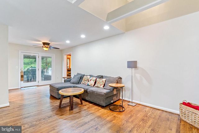 17401 BLOSSOM VIEW DR, Olney, MD 20832