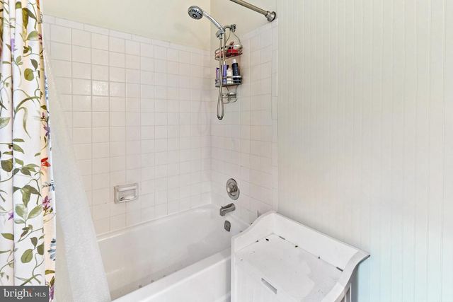 17401 BLOSSOM VIEW DR, Olney, MD 20832