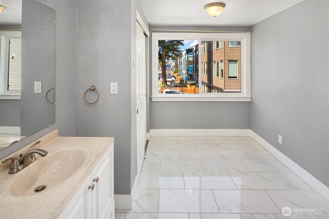 1480 NW 80th Street, Seattle, WA 98117