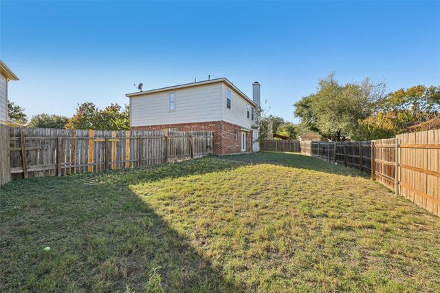 924 Melted Candle CV, Pflugerville, TX 78660