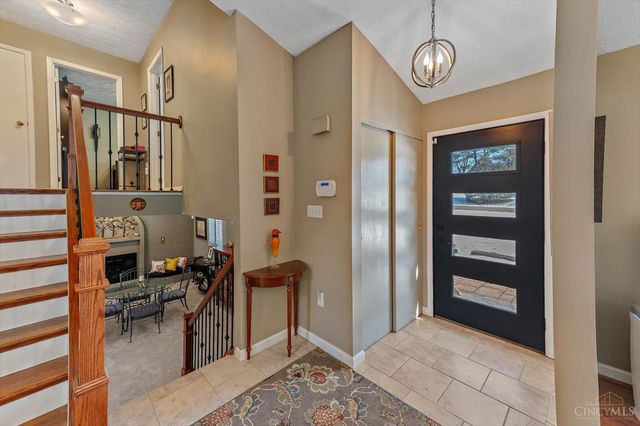 9621 Iris Drive, West Chester, OH 45241