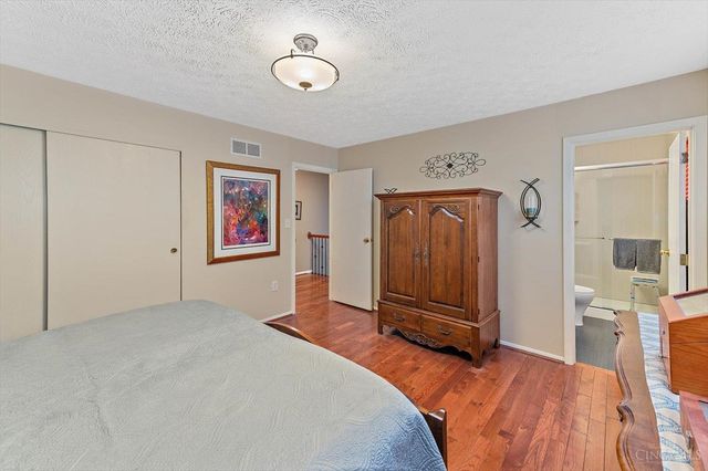 9621 Iris Drive, West Chester, OH 45241