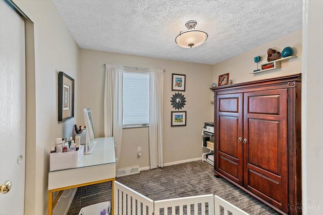 9621 Iris Drive, West Chester, OH 45241