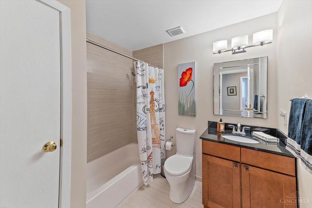 9621 Iris Drive, West Chester, OH 45241