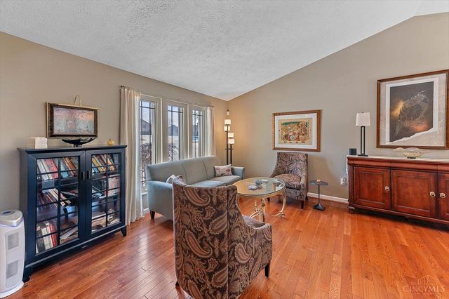 9621 Iris Drive, West Chester, OH 45241