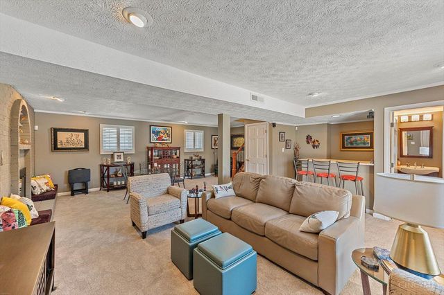 9621 Iris Drive, West Chester, OH 45241