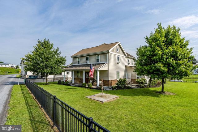 1857 N CHURCHTOWN RD, East Earl, PA 17519