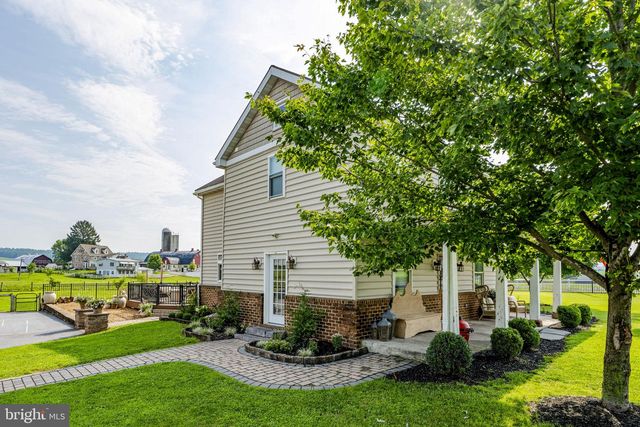 1857 N CHURCHTOWN RD, East Earl, PA 17519