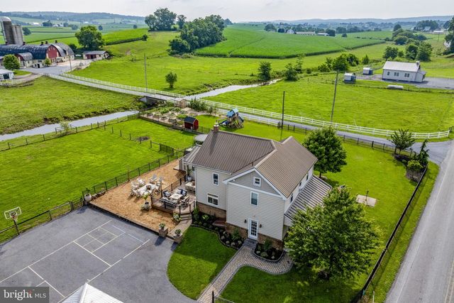 1857 N CHURCHTOWN RD, East Earl, PA 17519