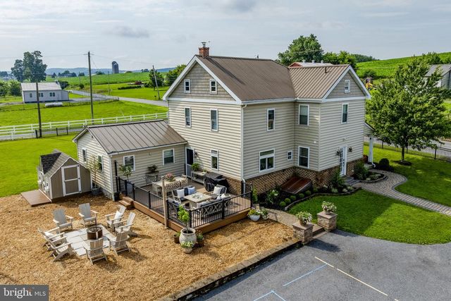 1857 N CHURCHTOWN RD, East Earl, PA 17519