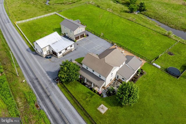 1857 N CHURCHTOWN RD, East Earl, PA 17519