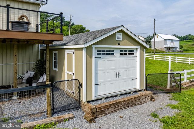 1857 N CHURCHTOWN RD, East Earl, PA 17519