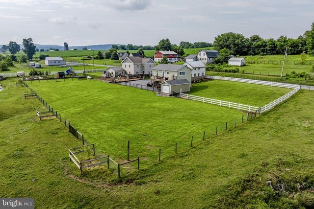 1857 N CHURCHTOWN RD, East Earl, PA 17519