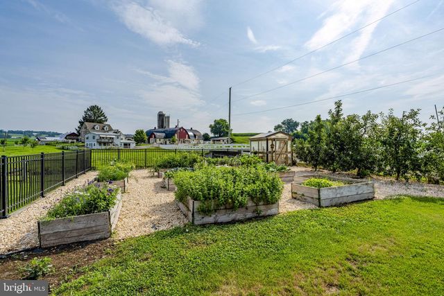 1857 N CHURCHTOWN RD, East Earl, PA 17519