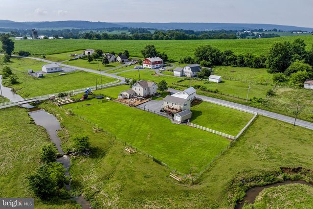1857 N CHURCHTOWN RD, East Earl, PA 17519