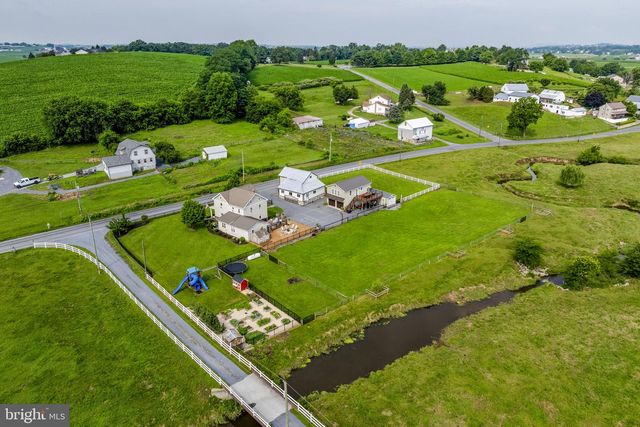 1857 N CHURCHTOWN RD, East Earl, PA 17519