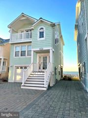 806 W BAY CLUB LANE WEST, Beach Haven, NJ 08008