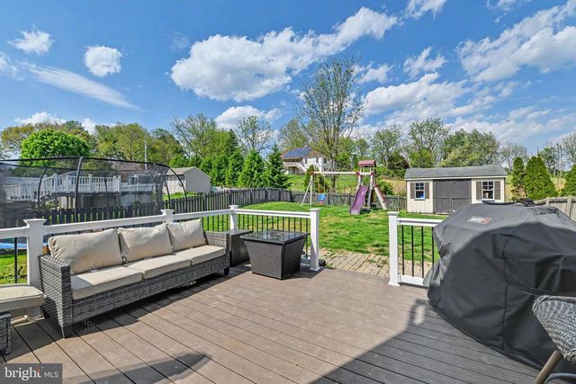 116 CARRIAGE DR, Wernersville, PA 19565