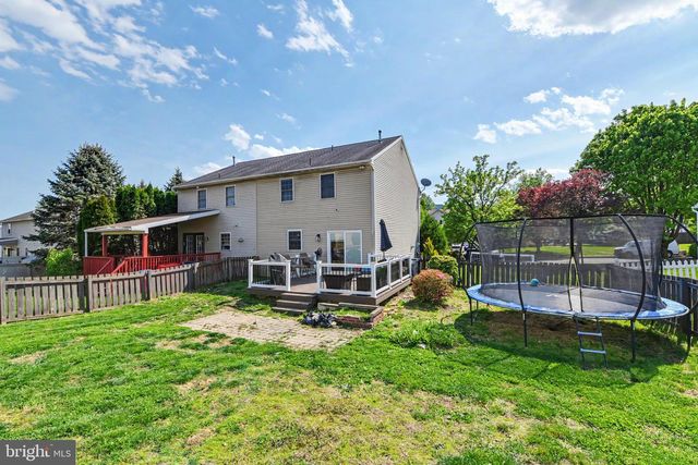 116 CARRIAGE DR, Wernersville, PA 19565